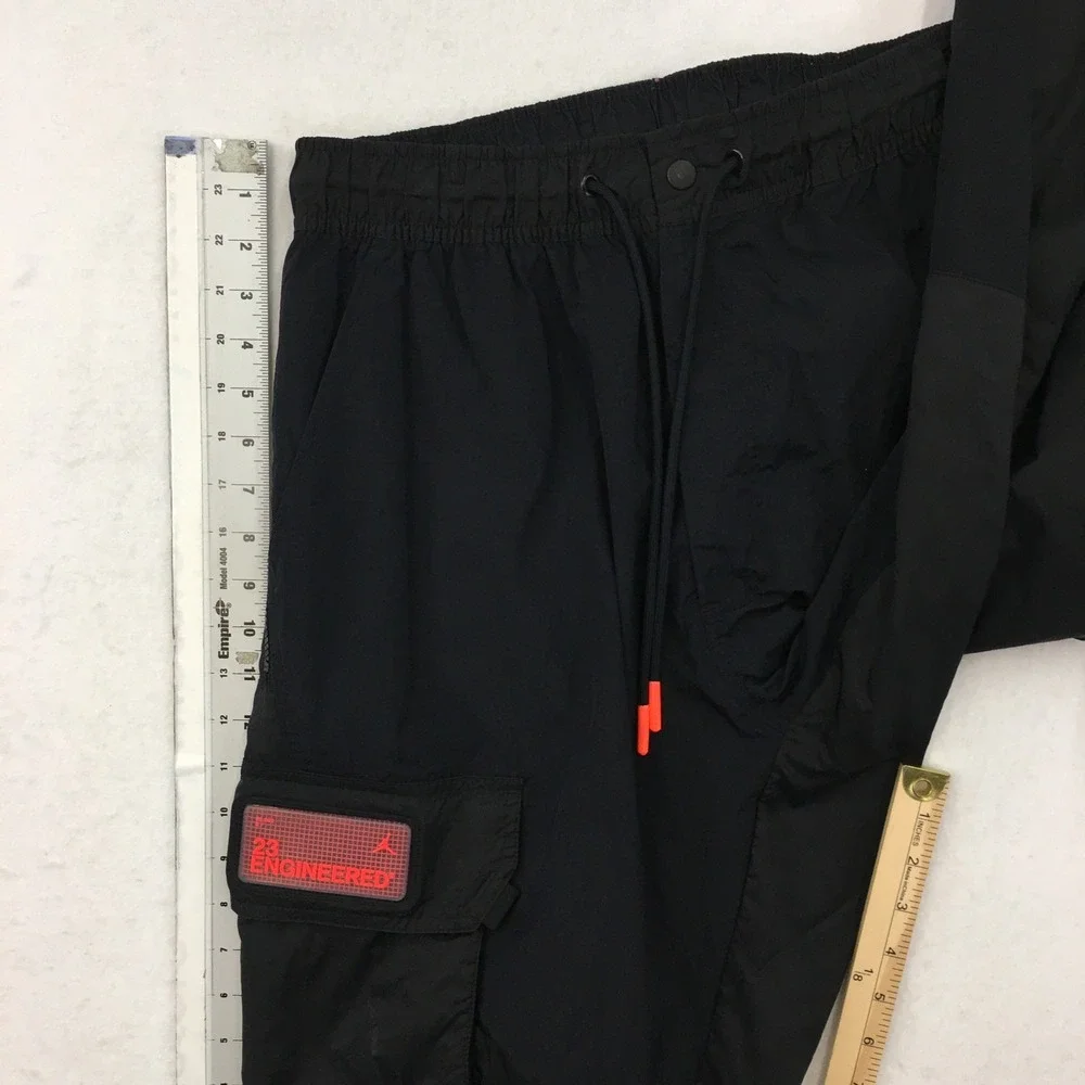 Jordan 23 Engineered Mens Black Nylon Cargo Pants Standard Fit Size M CK9167-010